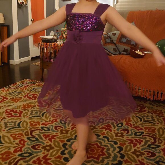 Girl's Disorderly Kids Dress - Picture 5 of 5